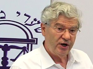 בשל הייחוס המשפחתי לא טופל עו"ד כהן כדבעי [צילום: יוני המנחם]