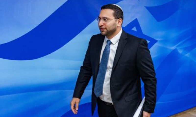 יצחק וסרלאוף [צילום: אוליביה פיטוסי/פלאש 90]