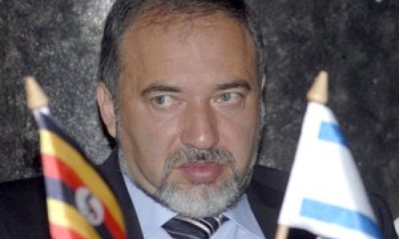 אביגדור ליברמן באוגנדה [צילום: AP]