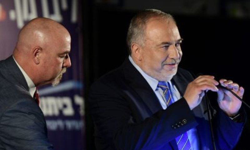 ליברמן. מכוון להחלפת נתניהו [צילום: תומר נויברג/פלאש 90]