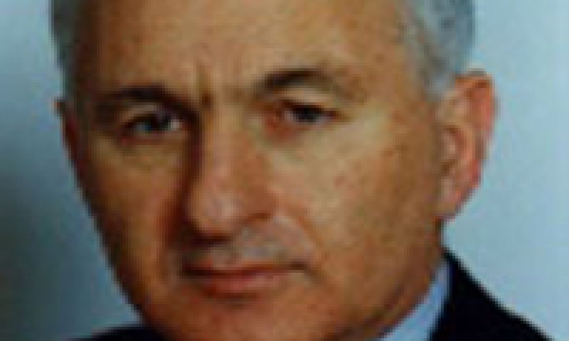 גיורא רום. תביעה ב-133,000 שקל [צילום: הפנימייה הצבאית לפיקוד]