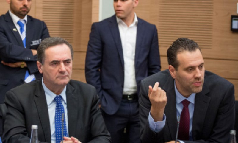 חילופי מהלומות [צילום: יונתן זינדל/פלאש 90]