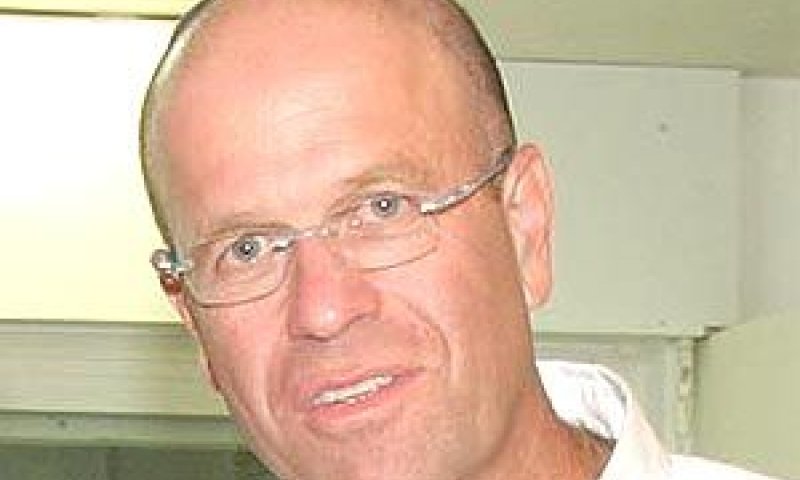 אברום בורג