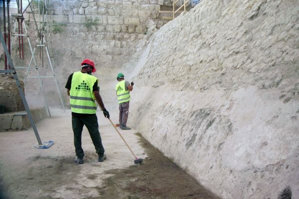 [צילום: אמיל אלג'ם/רשות העתיקות]