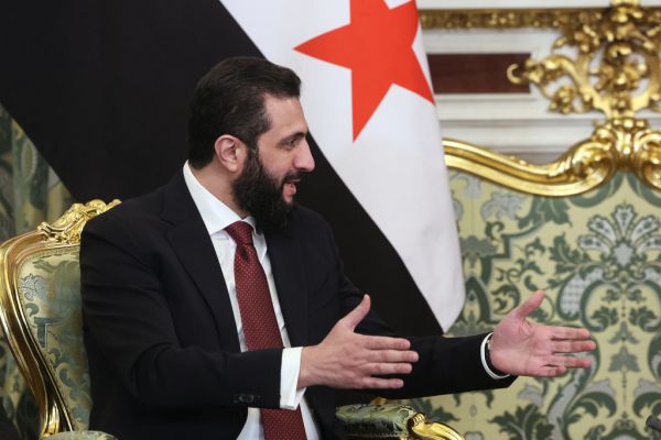 א-שרע בפגישה עם פוטין בקרמלין אתמול [צילום: AP]