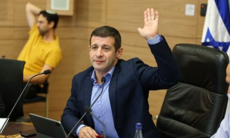 קושניר. יגיש רביזיה על כל החוק [צילום: נועם מושקוביץ, דוברות הכנסת]