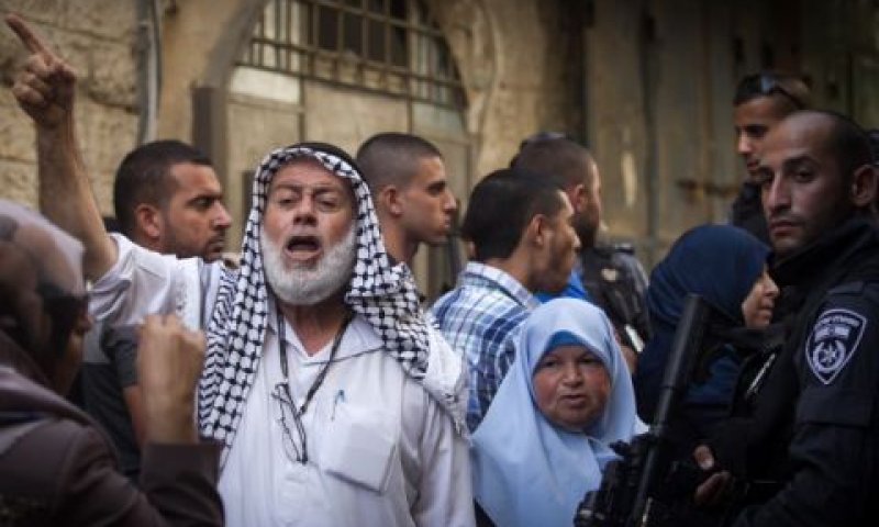 חוסר אמון [צילום: מרים אלסטר, פלאש 90]