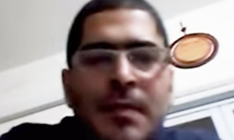 מלחם. שותה בירה ומקלל