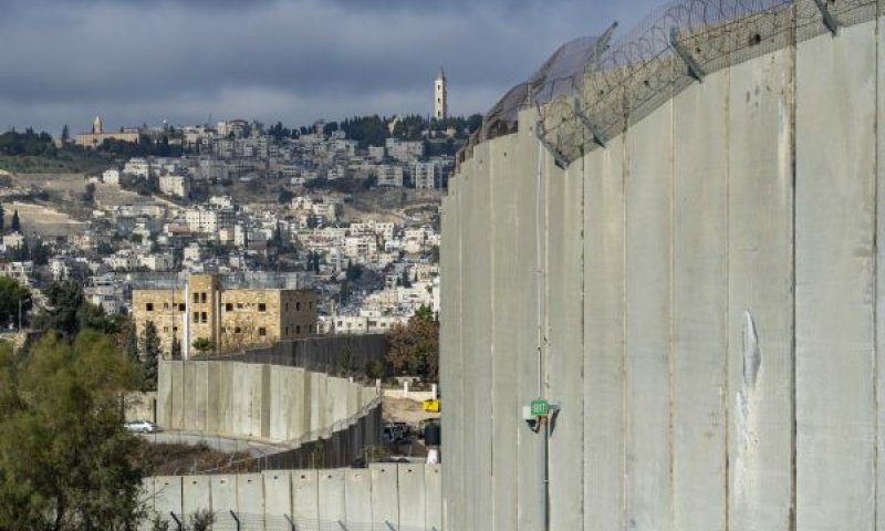 המעברים מאוישים בצורה חלקית [צילום: אריק מרמור/פלאש 90]