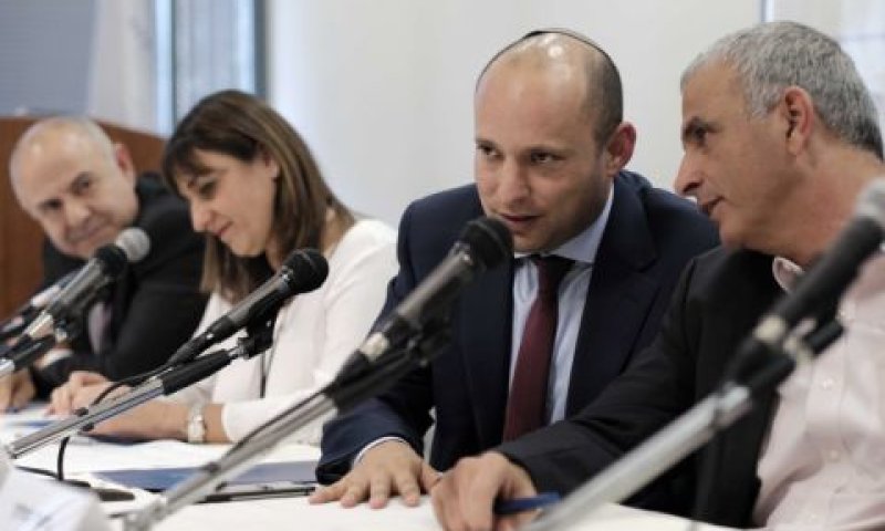משה כחלון, נפתלי בנט, מיכל כהן ושמואל אבואב [צילום: תומר נויברג/פלאש 90]