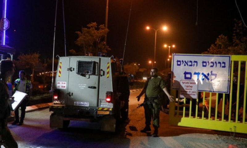 כוחות הביטחון בכניסה לאדם [צילום: הדס פרוש, פלאש 90]
