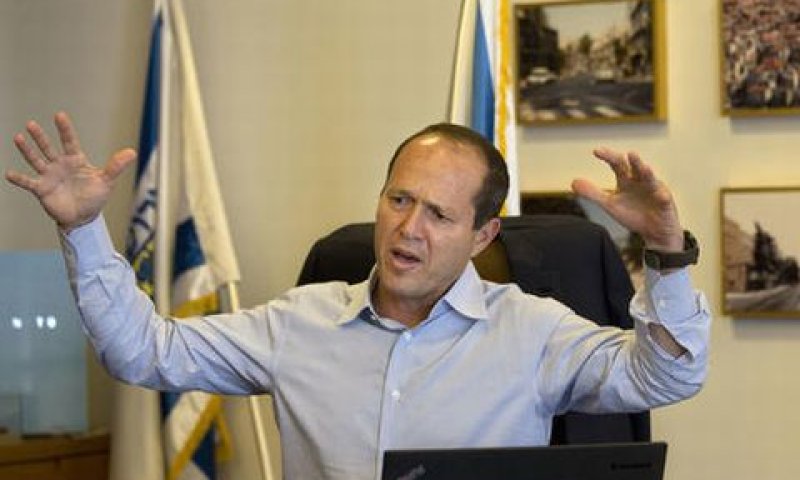ברקת. מאפשר או דוחף? [צילום: צפריר אביוב/AP]
