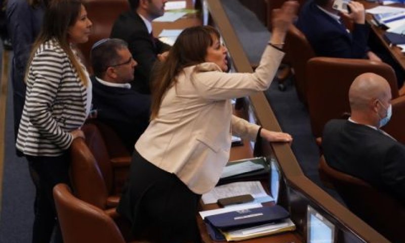 שטרית, סופר וקרעי במליאה [צילום: דני שם-טוב/דוברות הכנסת]