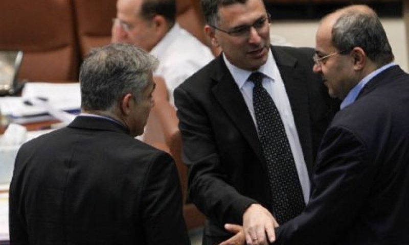 סער ולפיד בימים אחרים [צילום: מרים אלסטר/פלאש 90]