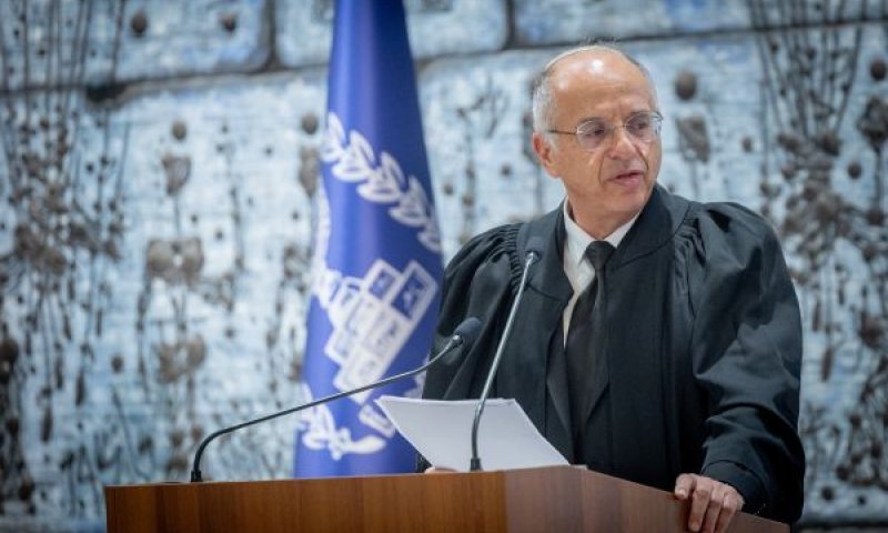 סולברג. עמית העביר את הטיפול [צילום: חיים גולדברג/פלאש 90]
