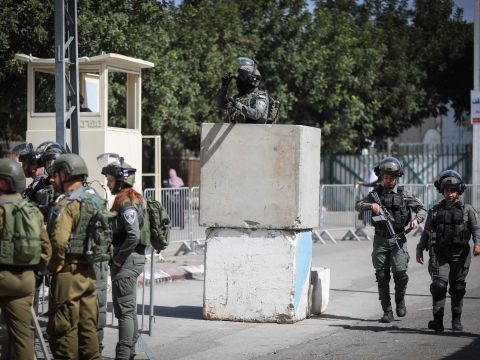 מחסור במחסומים ביציאות מהערים [צילום: וישאם השלמון, פלאש 90]