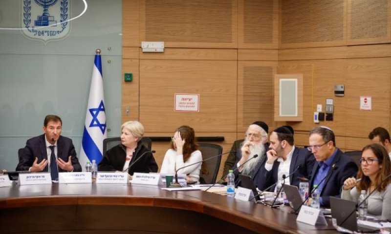 מבחן השוויון הכפול [צילום: נועם מושקוביץ/דוברות הכנסת]