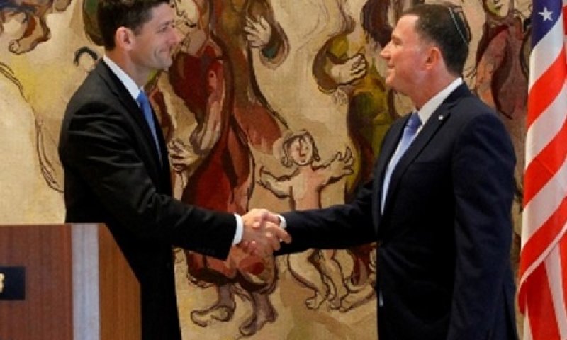 ראיין ואדלשטיין בטרקלין שאגאל, היום [צילום: נ.ועם ריבקין-פנטון, דוברות הכנסת]