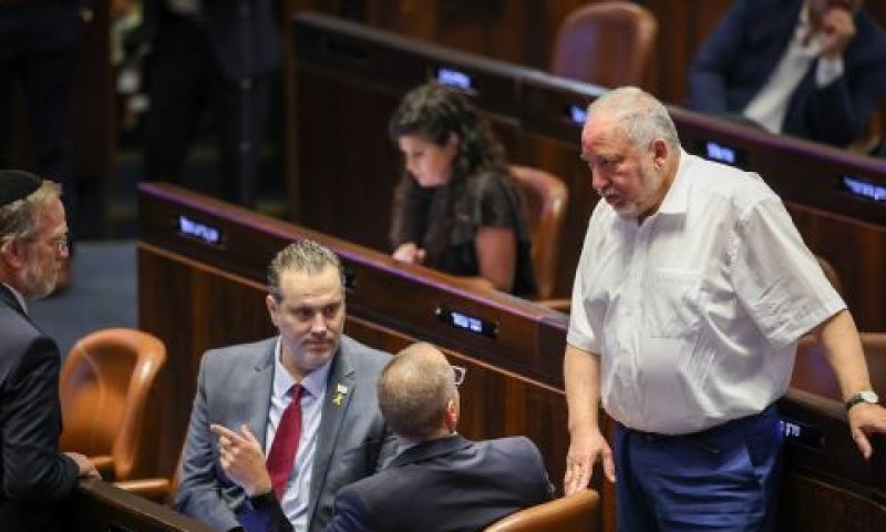 איחוד בקואליציה ובאופוזיציה להגבלת אונרא [צילום: נועם מושקוביץ/דוברות הכנסת]
