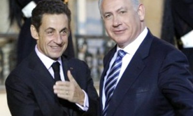 נתניהו וסרקוזי בפריס [צילום: AP]
