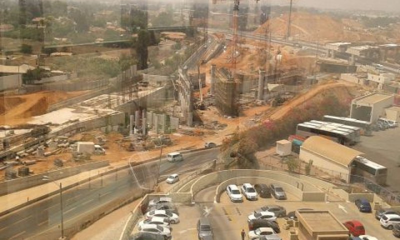 10 מטר עפר [צילום: דני גרשוני]
