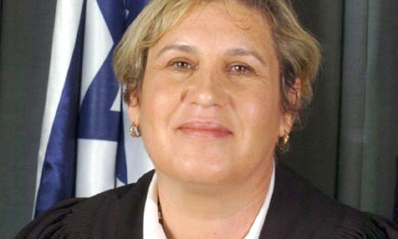 דלית ורד עמית. שיפוט בזק [בתי המשפט]