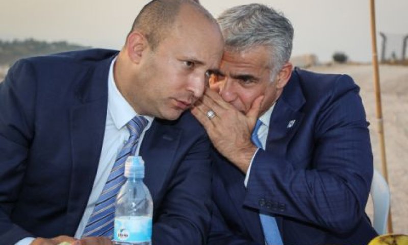 לפיד ובנט. תיאום אחרי הבחירות? [צילום: גרשון אלינסון/פלאש 90]