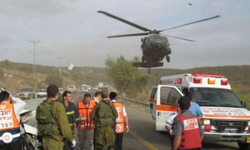 אחד מפצועי התאונה הוסט במסוק לבית חולים [צילום ארכיון: דוברות הצלה ישראל]