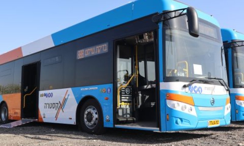 צופים הכנסות של מיליארדי שקלים