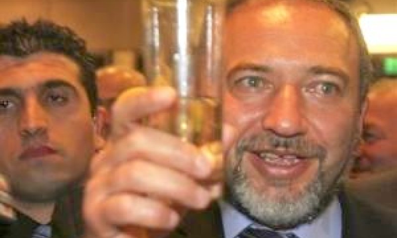 ליברמן. חגיגה מוקדמת? [AP]