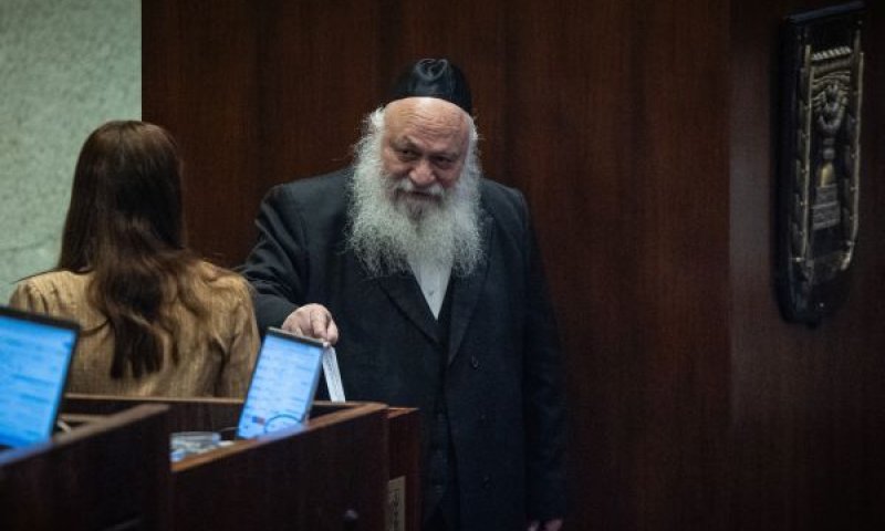 אחרי שהסעיר את המדינה &ndash; גולדקנופף מאשים את העיתון שציטט אותו במדויק [צילום: יונתן זינדל/פלאש 90]