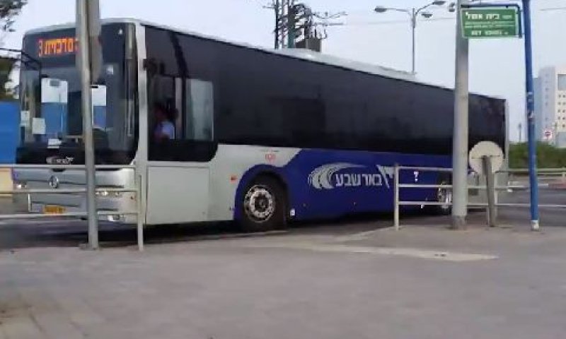 חשש מנוסעים שלא יבינו שהנהג אינו מתקף [צילום: יוטיוב]