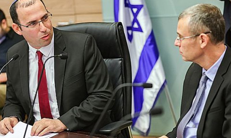 הדיון בוועדה בהשתתפות שר המשפטים [צילום: יונתן זינדל/פלאש 90]