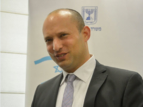 בנט. שימוש בתרומות מחו"ל [צילום: פלאש 90]