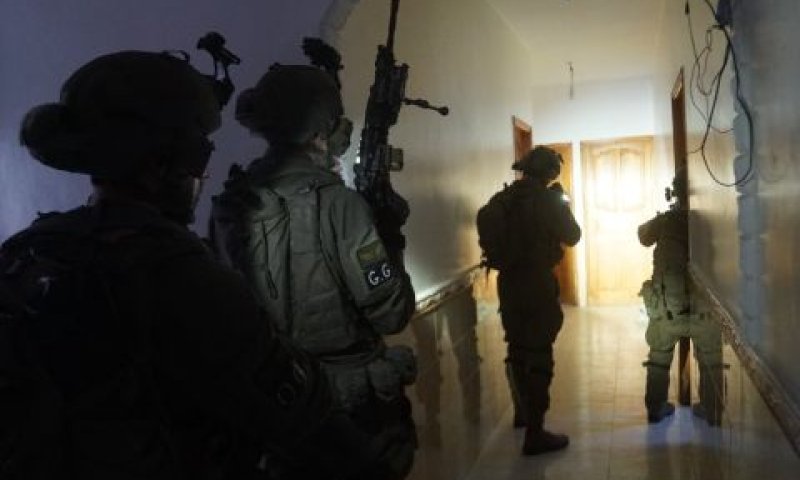 תמרון סימולטני [צילום: דובר צה''ל]