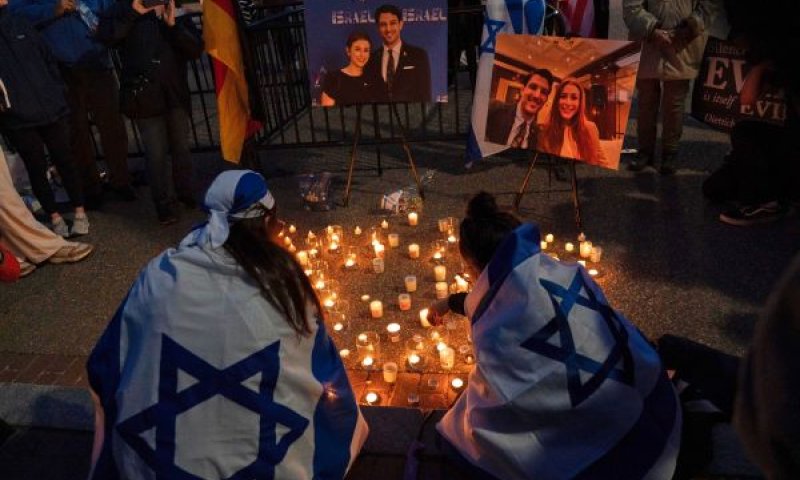 מחוץ לבית הלבן, הלילה [צילום: חוזה לואיס מגנה, AP]