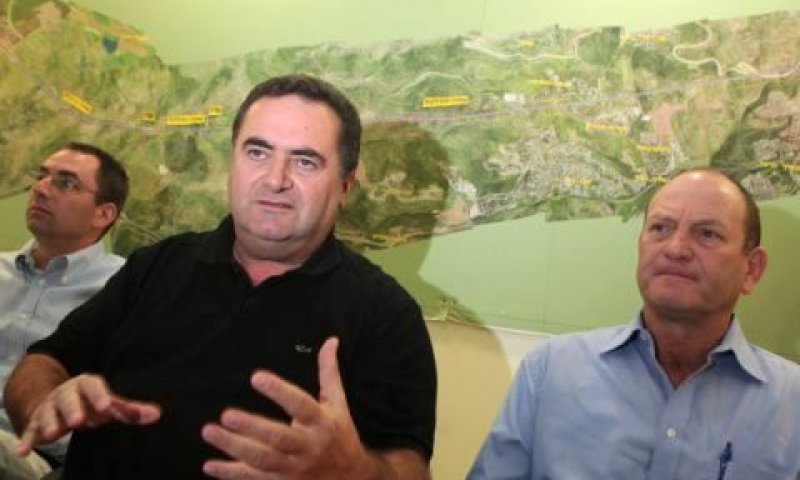 מנכ"ל הרכבת בעז צפריר. מקבל גיבוי מהשר כ"ץ [צילום: פלאש 90]