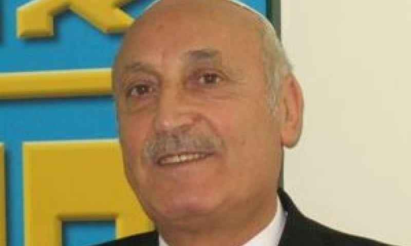 ציון חסיד. גבר על רמי לוי