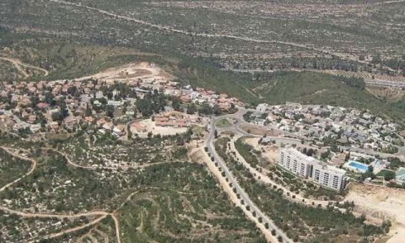 שורש. מלון דירות