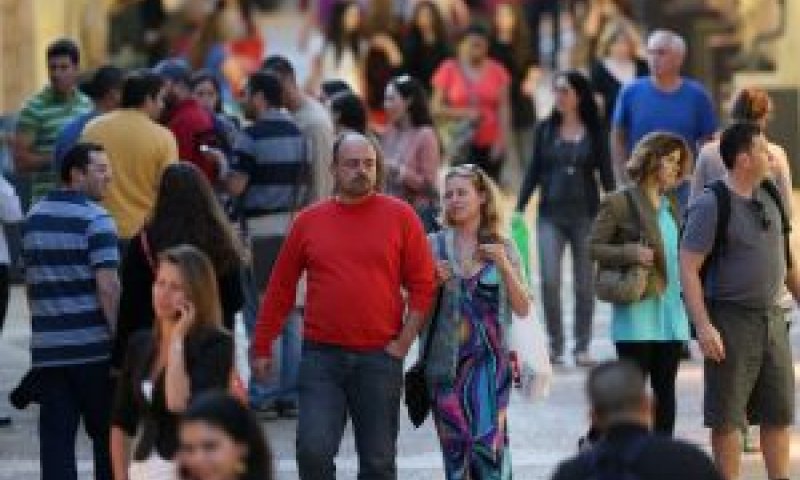 נתונים כלכליים מתנגשים [צילום: נתי שוחט, פלאש 90]