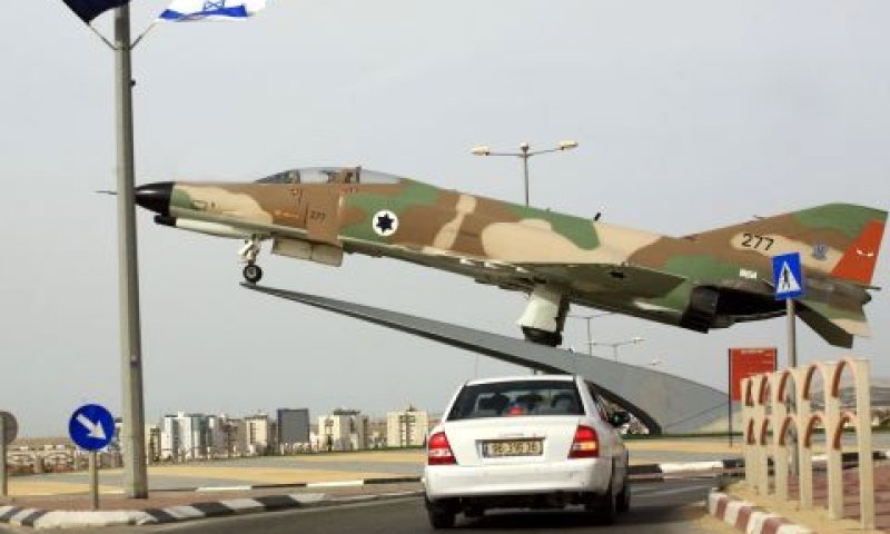 גם לבני זוג [צילום: פלאש 90]