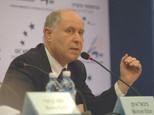 איתן. הוזמן לישיבת הממשלה