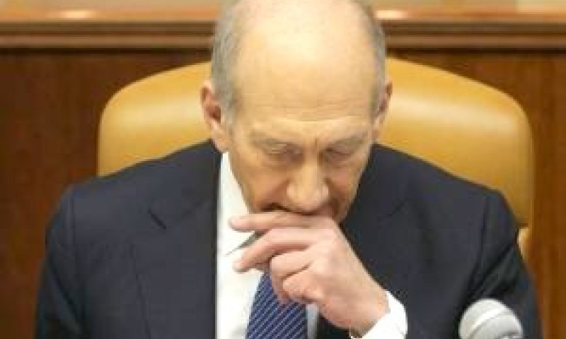 אולמרט. האם יוסר האיפול? [צילום: פלאש 90]