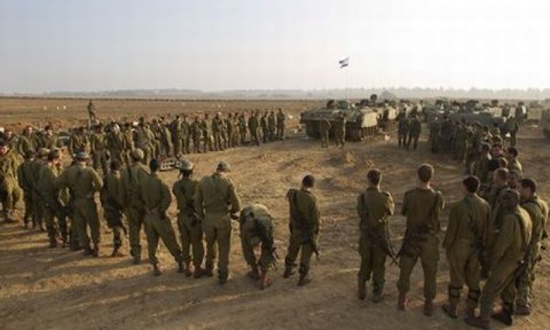 לוחמים בשטחי כינוס [AP]