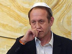 גבי גזית. אמירות מגונות [בוצ´צ´ו]