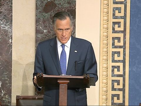 מיט רומני מודיע שיצביע נגד טראמפ [צילום: AP]