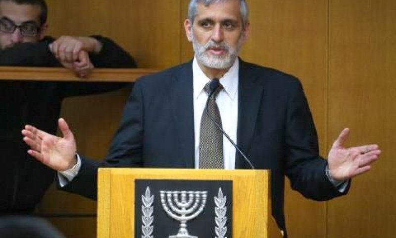 ישי. מעדיף לנהוג כפסק מרן [צילום: פלאש 90]