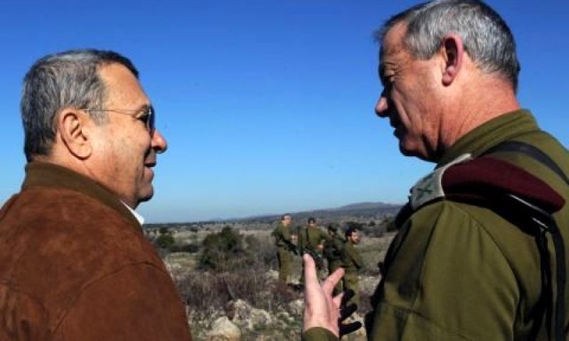 גנץ וברק. מי הבנות האלה? [צילום: אריאל חרמוני]