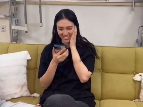 נועה ארגמני, בשיחה עם נשיא המדינה יצחק הרצוג שהתקשר לברכה