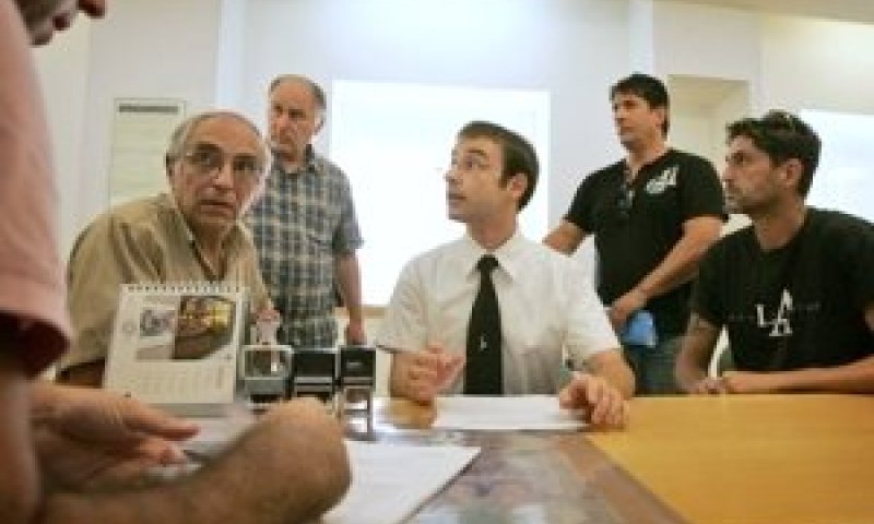 בני משפחת שחר עותרים לבג"צ [צילום: AP]